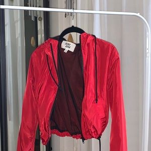 Crop windbreaker